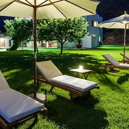 4 Bedrooms Villa With Private Pool Furnished Terrace And Wifi At Islas Baleares 5 Km Away From The Beach 빌라